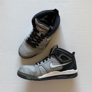 USED! Nike Air Flight Falcon Men’s Basketball Shoe